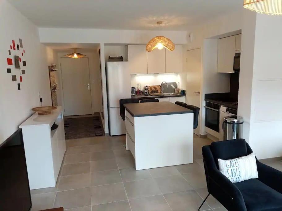 Sainte Maxime - Superbe Appartement Neuf Classe 4 Etoiles المظهر الخارجي الصورة